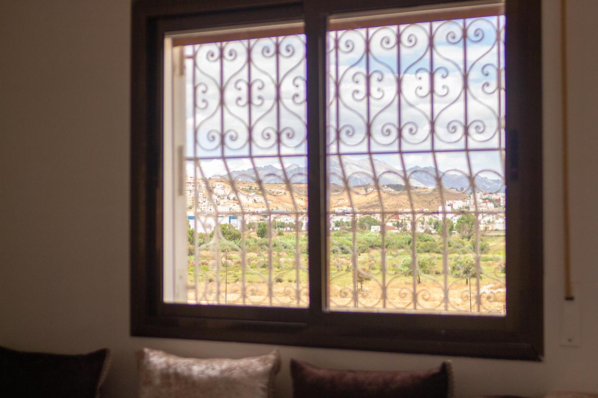 Appartements Calmes Et Spacieux Tetouan Exterior photo
